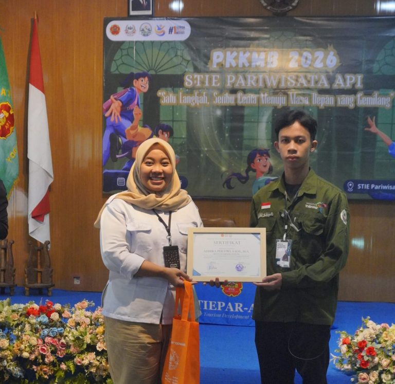 STIE Pariwisata API Bekerjasama dengan BNNP DIY Edukasi Mahasiswa Baru tentang Bahaya Narkoba