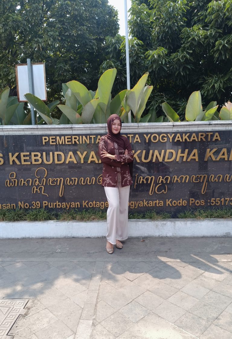 Pengalaman Magang di Dinas Kebudayaan Kota Yogyakarta: Belajar Administrasi hingga Terjun ke Event Budaya.