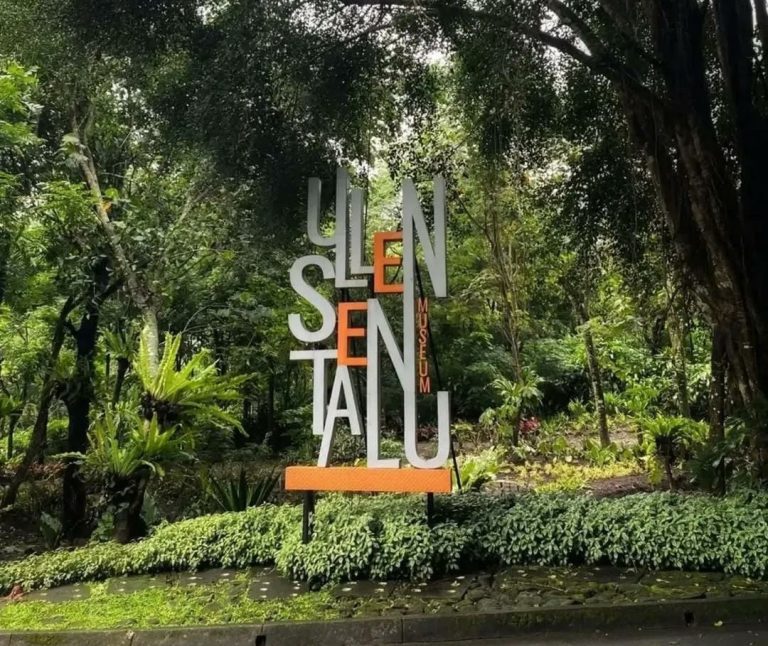 Menelusuri Jejak Sejarah dan Budaya Jawa di Museum Ullen Sentalu